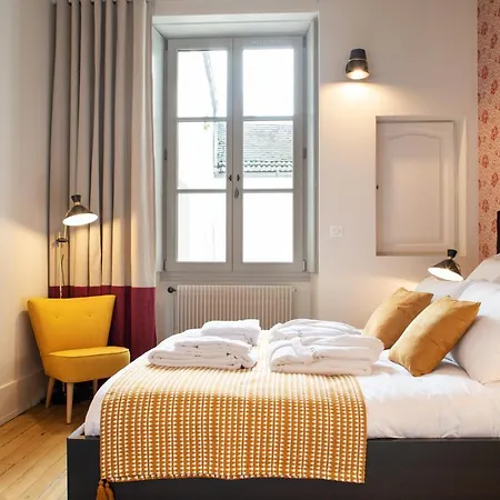 Apartment Maison Tillot